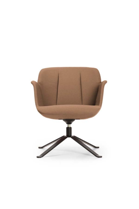 Chauffeuse  confortable et design pour un accueil chaleureux et professionnel_2