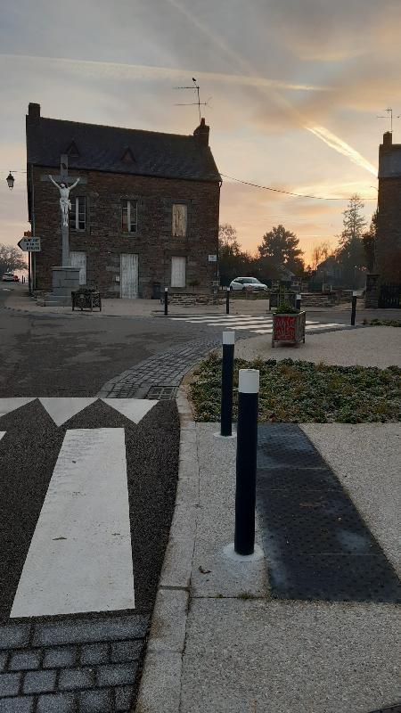 Potelets à mémoire de forme Lumineux Ø100 mm Lot de 5 pièces avec LED solaire et bande rétro-réfléchissante_2