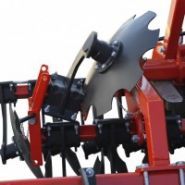 Guépard - Déchaumeur à disques Akpil - Écartement entre trains de disques 75 cm - Châssis en Domex et parties en Hardox_2