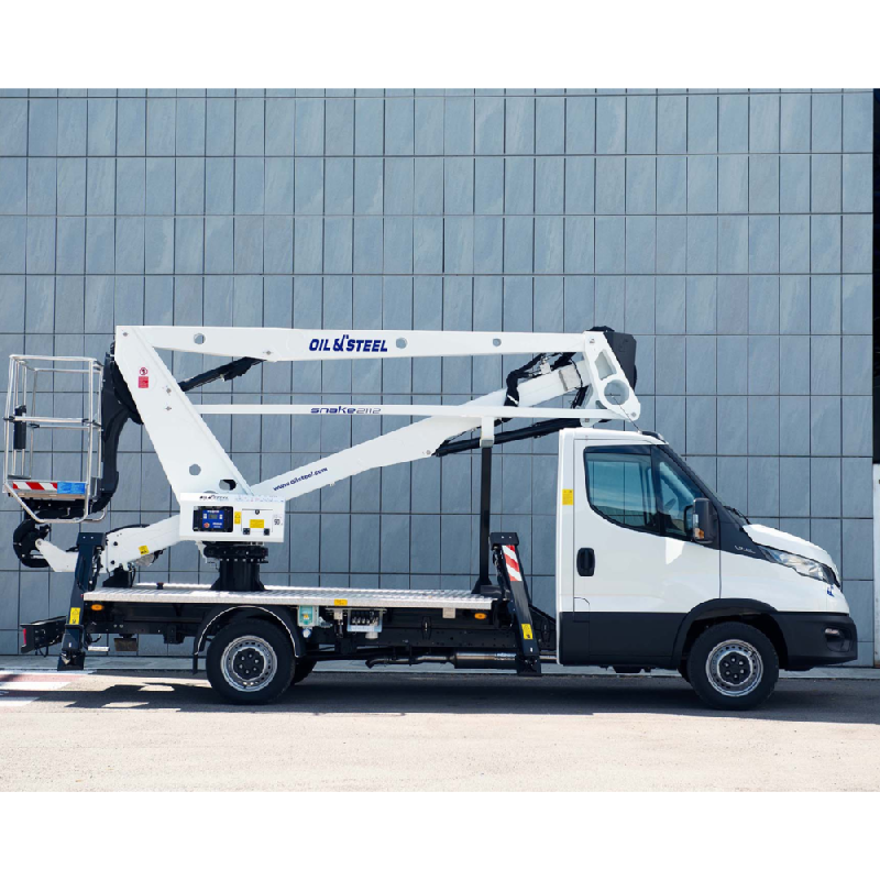 Nacelle Snake 2112  conçue pour les travaux en hauteur jusqu'à 21,2 m en Alpes  - disponible en achat neuf et en location de courte à longue durée_2