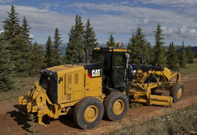 Niveleuses caterpillar 120m2 awd_2