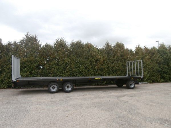 Remorque 6 roues avec frein hydraulique sur essieu arrière