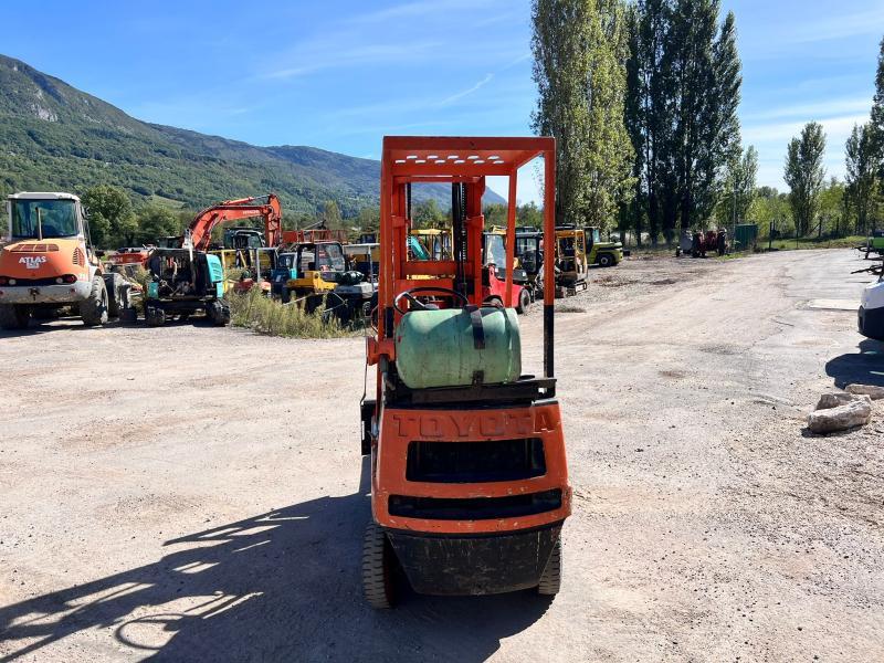 Toyota FN700 Chariot élévateur à gaz 700Kg_2