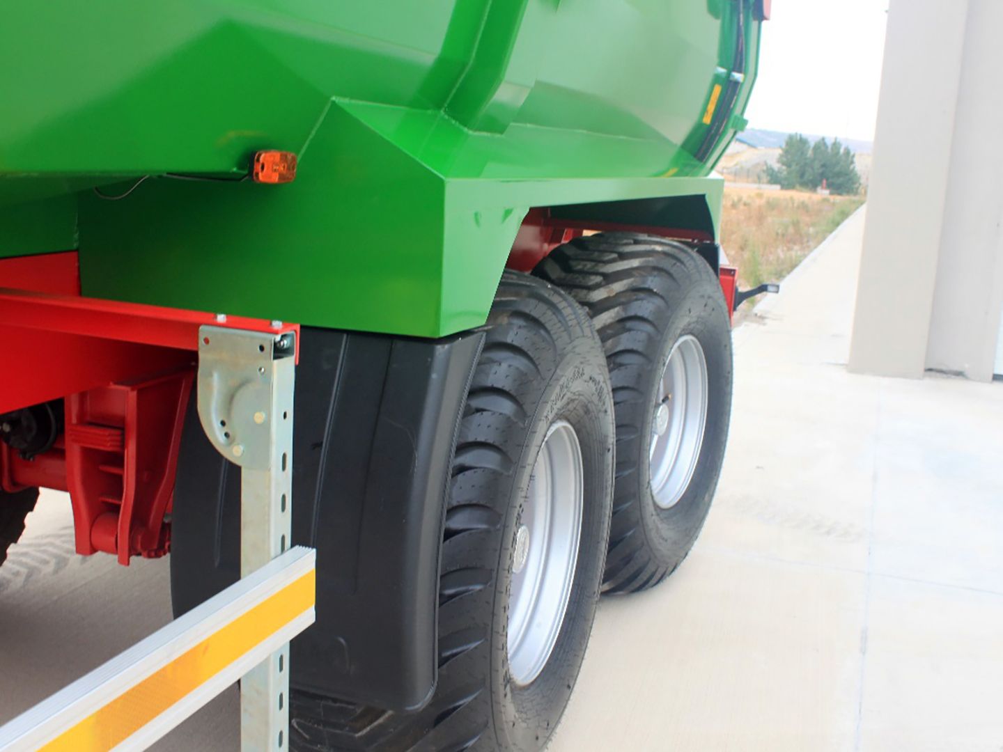 R 160 TAHK - Benne agricole à tandem monocoque - Romsan - capacité 15500 kg_2