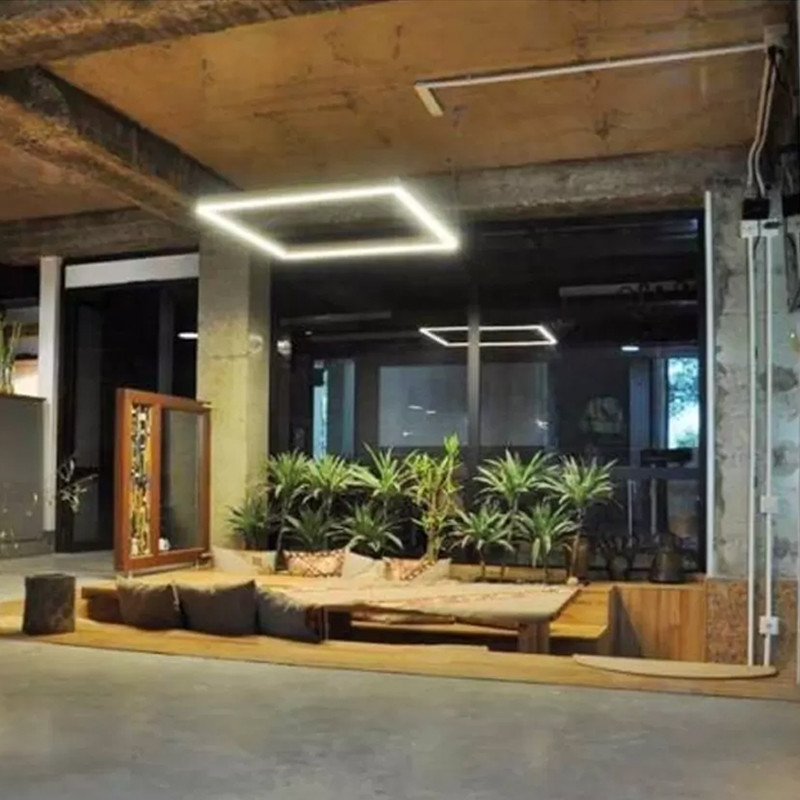 Éclairage LED moderne et clair pour faux plafonds