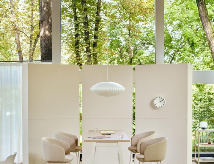 Table haute avec pieds en métal pour salle de réunion OGI M - Ref : PSM82_2