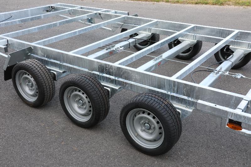 TH 6m60 x 2m44 Plateau 3 x essieux 1350 kg_2