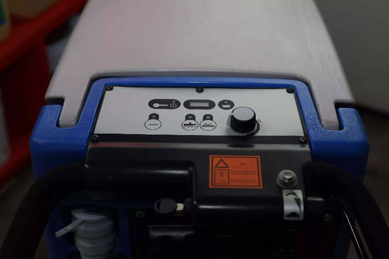 Autolaveuse accompagnée Columbus RA 55 KM 60_2