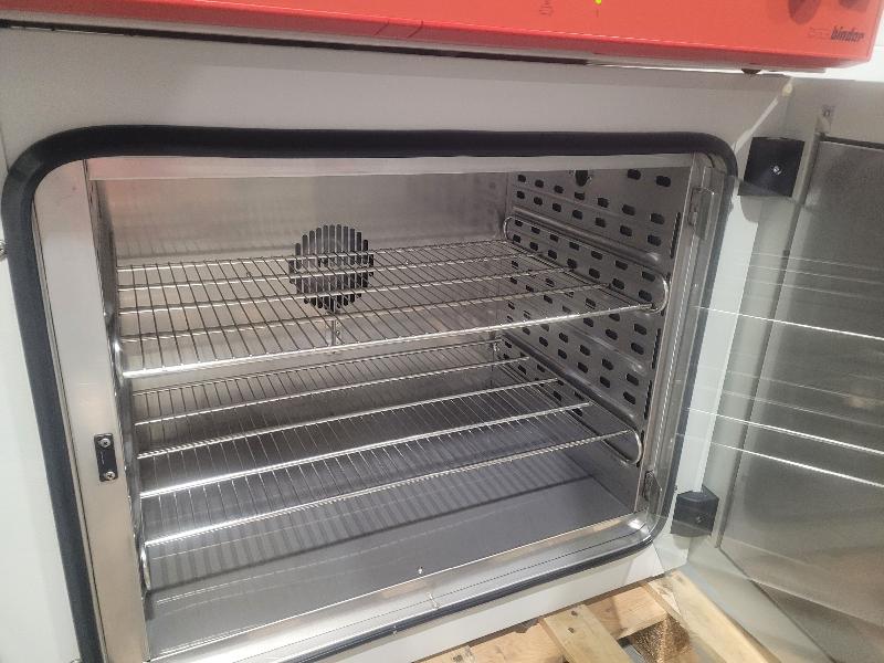 Incubateur / étuve réfrigéré BINDER KB-115 avec convection forcée 100°C_2