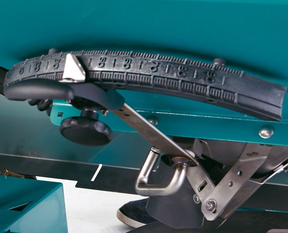 Godet distributeur DX 20 - largeur de travail 9 à 24 m, capacité de 900 à 2100 litres, FERTIWAY_2