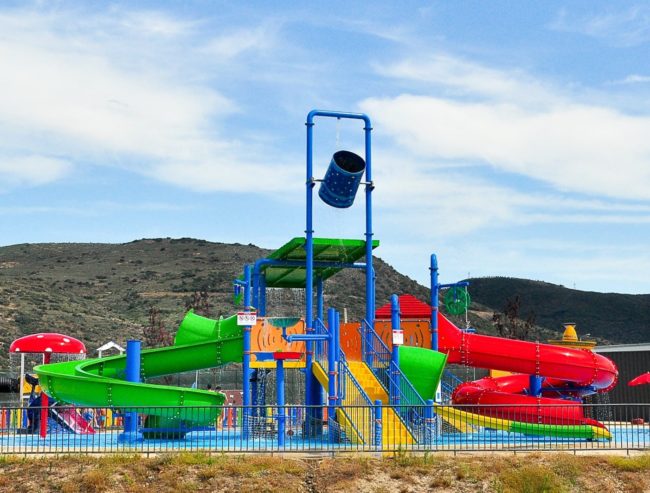 Structure de jeux aquatiques - ARWAPS5A - 17x13 m - Hauteur 9 m - Toboggans 2,4 m_2