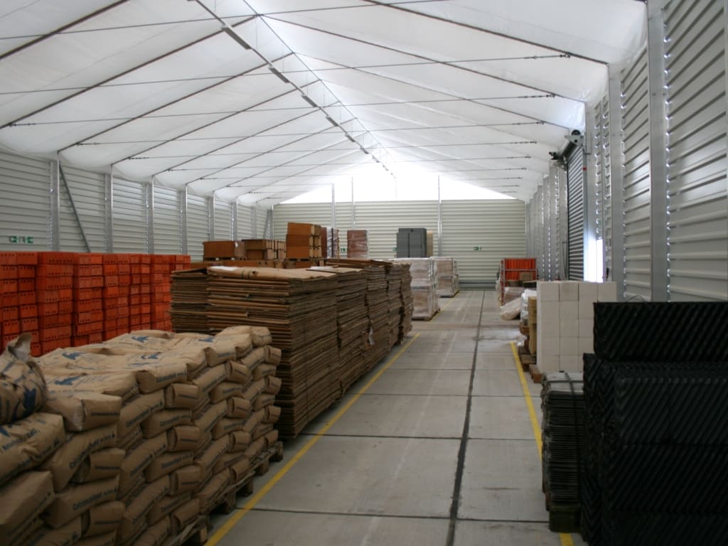 Tente de stockage fermée clearspan / structure démontable en acier / couverture unie en pvc / ancrage au sol avec platine_2