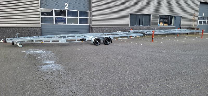 DT 8m40 x 2m44 Version amovible 3 x essieux 1350 kg + deck_2