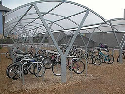 Abri vélo ouvert bsc23 en arc / structure en acier / toiture en polycarbonate / pour 40 vélos_0