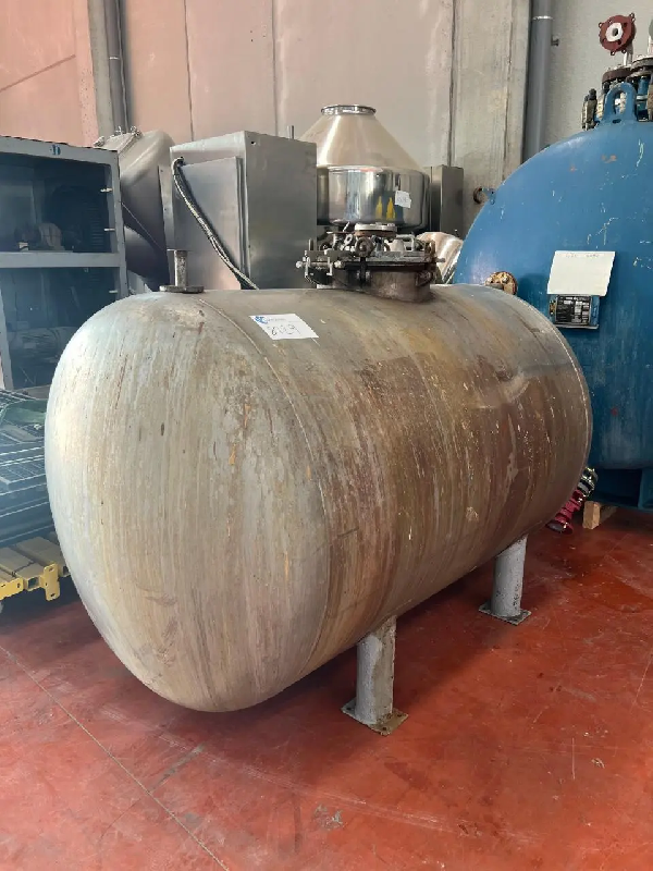 Cuve en acier inoxydable 2 000 litres d'occasion - référence : c8129_2