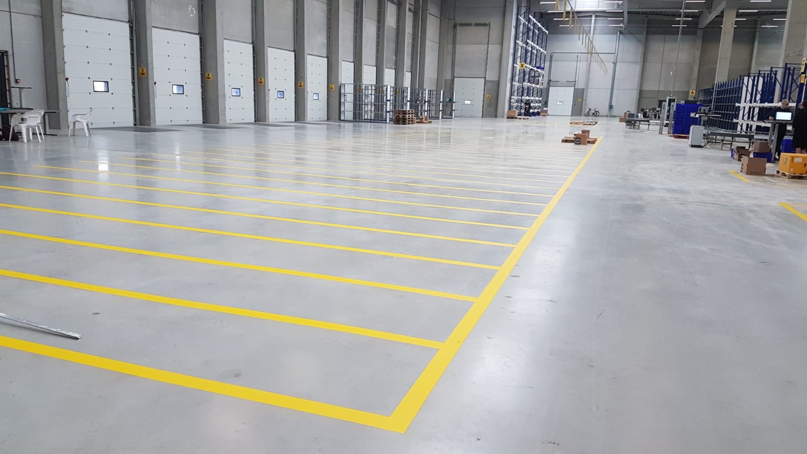 Marquage au sol PU - Peinture bicomposante très durable_2