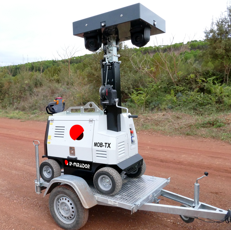 Tour mobile de videosurveillance, avec assistance électrique au déplacement_2