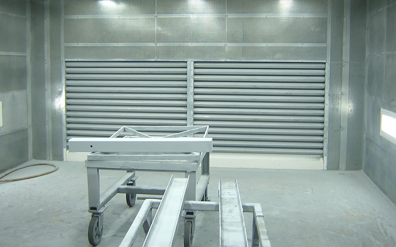 Cabine de métallisation modulable et personnalisable pour la protection anti-corrosion des métaux - OMIA_2