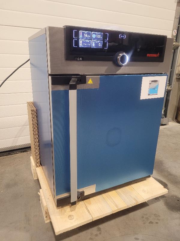 Etuve / incubateur universel MEMMERT UF55 / 300 °C NEUF_2
