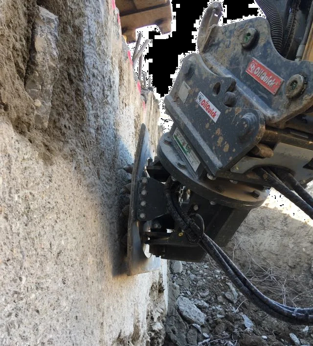 Fraise à disque pour pelles 2.5-7 t - Travail silencieux et peu de vibrations_2