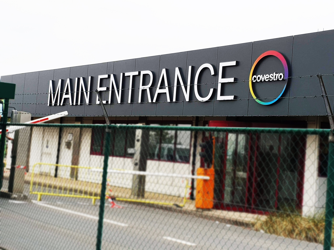 Lettrage de façade et enseignes lumineuses 3d_2