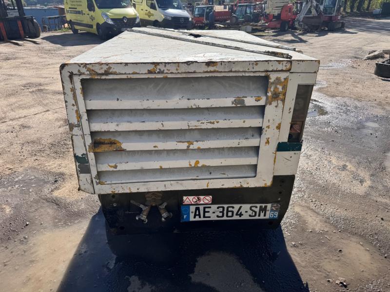 Atlas copco XAS66 Compresseur de chantier 4000L/min sur remorque_2