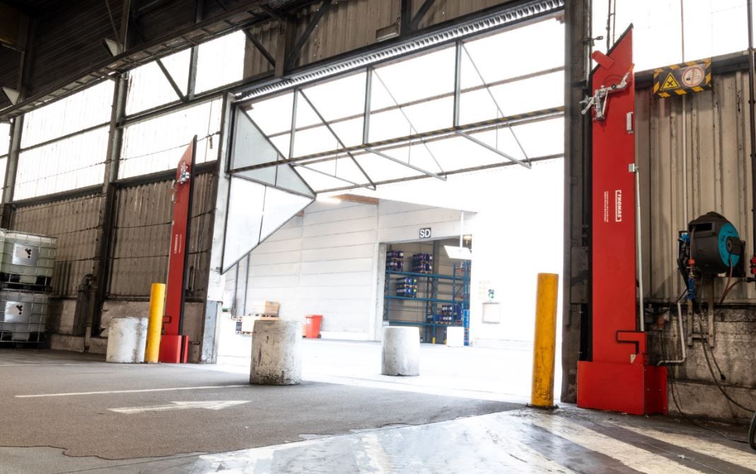 Barrières de rétention d'eaux d'incendie semi-automatique double pivotante_2