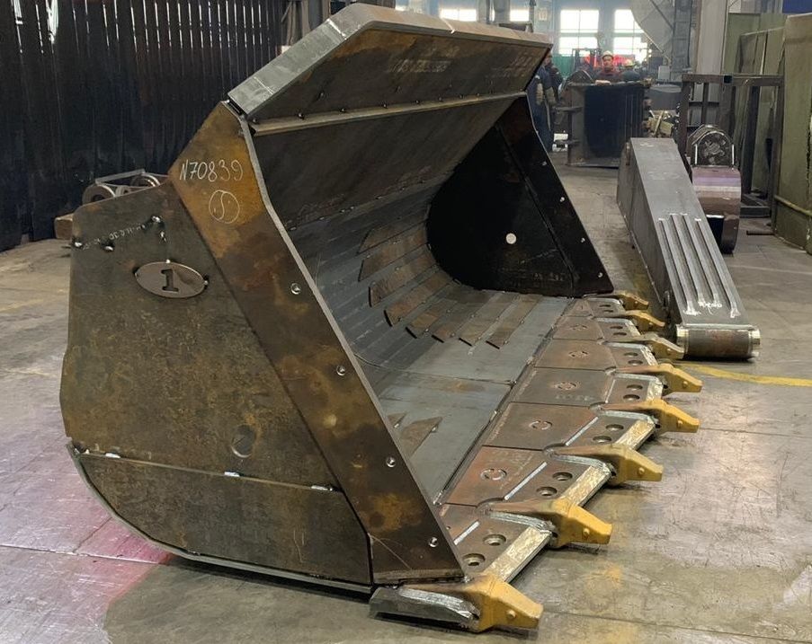 Godet carriere pour chargeuse_3