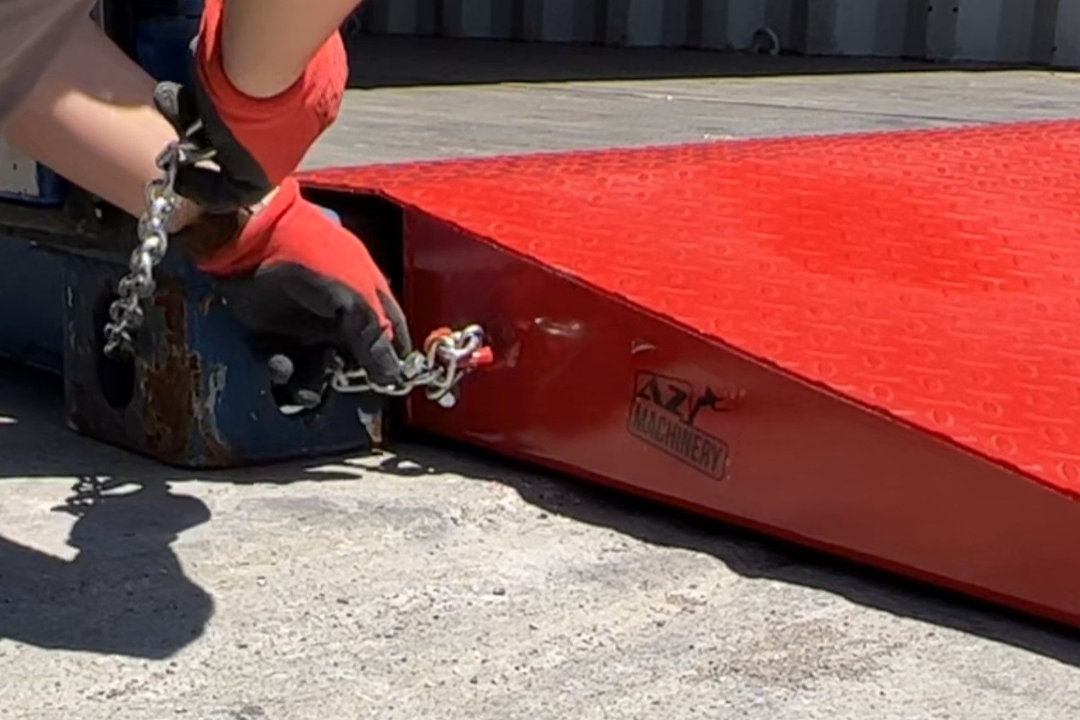 Rampe d'accès pour conteneur - Constitution simple et efficace - Capacité 6T - AZ Ramp HCRN-06_2