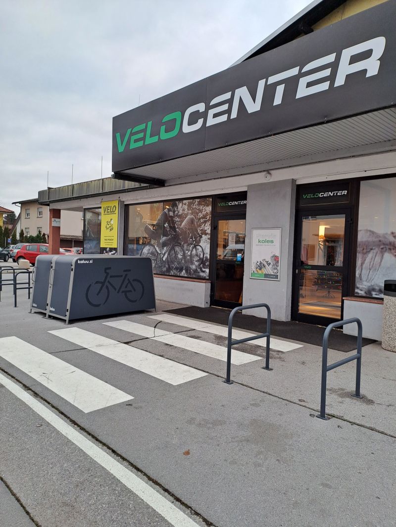 Consigne à vélo individuelle modulable et robuste, conçue pour sécuriser les vélos cargos - City Box Cargo_2