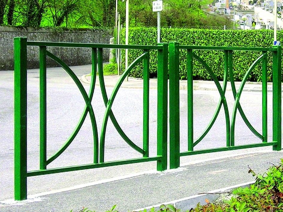 Barrière Vauban 150 - Serem - 150cm de long, 105cm de hauteur hors sol, tube acier, peinture époxy antirouille_2