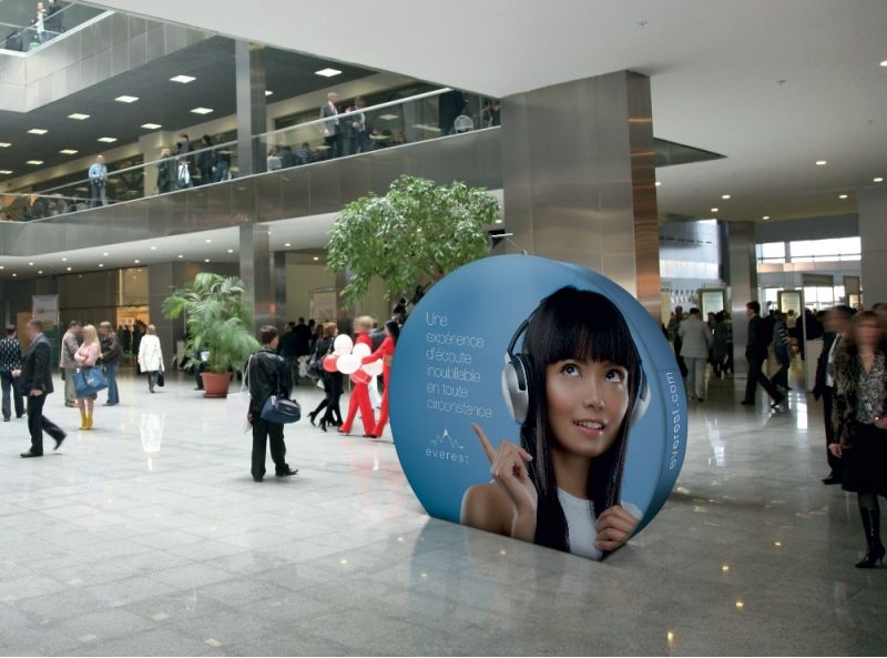 Totem Formulate Drum - Magik Expo - Structure invisible - L 250 x H 220 x P 40 cm_2