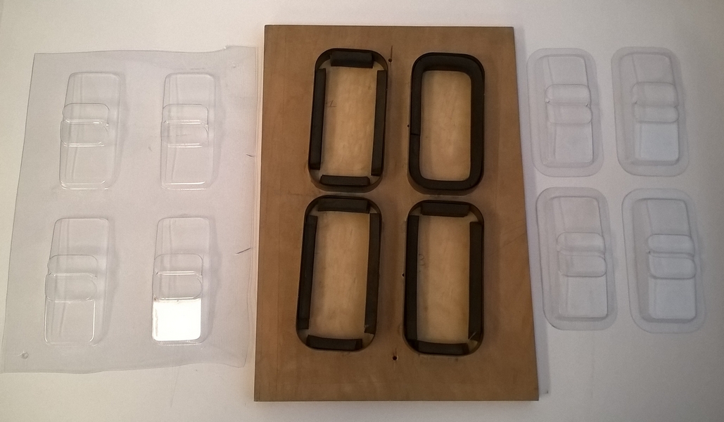 Découpeuse à rouleaux DR600 - machine semi-automatique robuste pour plastique, carton et cuir - fabrication française_2