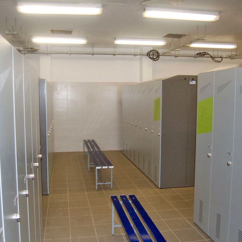 Armoire de séchage pour 4 équipements de travail - robuste, compacte et équipée d'une lampe à ozone_2