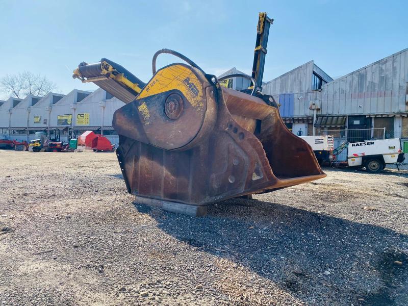 MB BF120.4 S4 Godet concasseur pour pelle de 30T à 45T_2