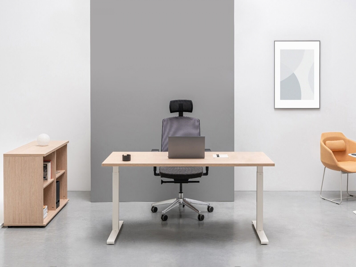 Bureau pour télétravail réglable en hauteur - OGI DRIVE - électrique ou manuel - design contemporain et écologique_2