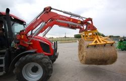 Pince à paille robuste avec dents renforcées de 330 mm