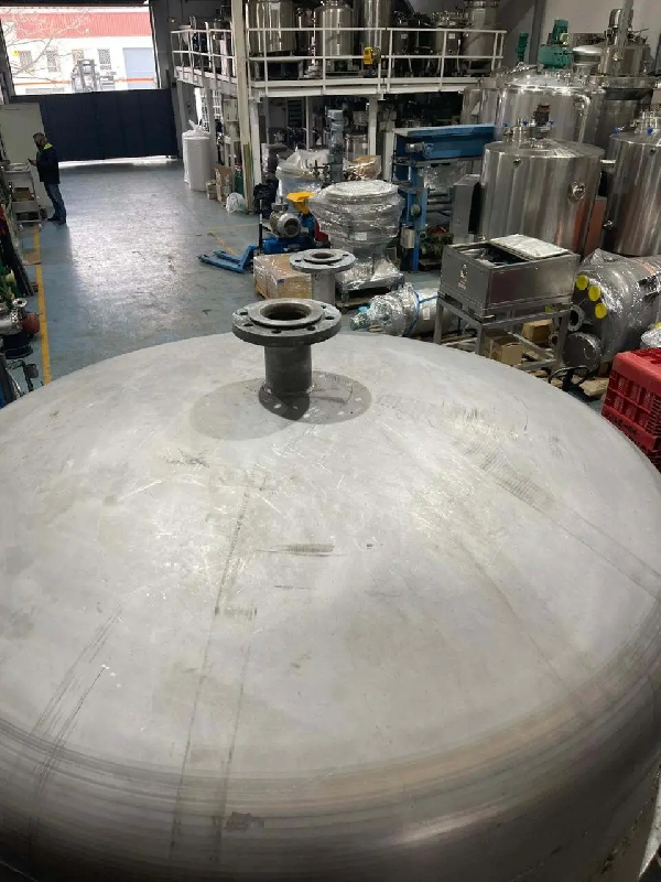 Reservoir aguilar d'occasion et chambres en inox 2900 litres - référence : c9182_2