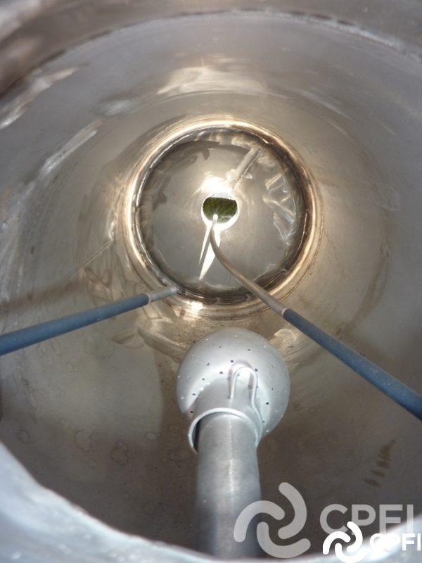 Bac de lancement 40 L - N° ARTICLE : BNC091 - 2 piquages sonde - 1 piquage 25 boule de lavage - 45 KG_2