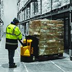 Transpalette compact adapté au transport horizontal sur courtes distances