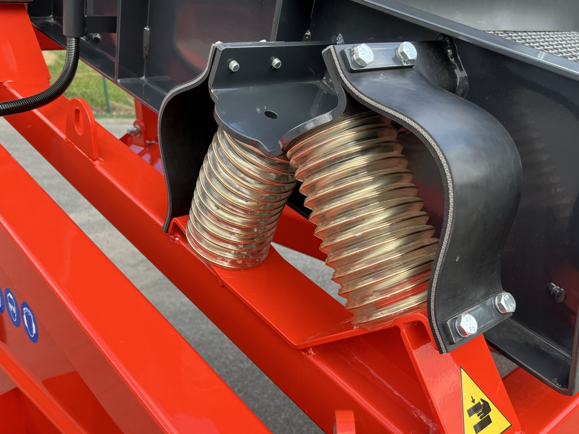 Crible CS20-40 - Compact Screeners - Fabrication Française - Sauterelle cribleuse pour BTP, paysagisme, industrie et agriculture_2