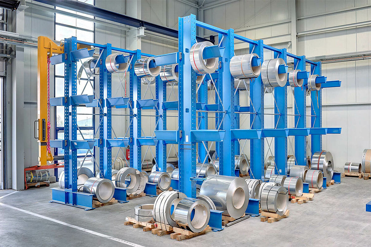 Rayonnage cantilever OHRA pour charges lourdes - bras portant jusqu'à 2 500 kg et montants jusqu'à 10 000 kg_2