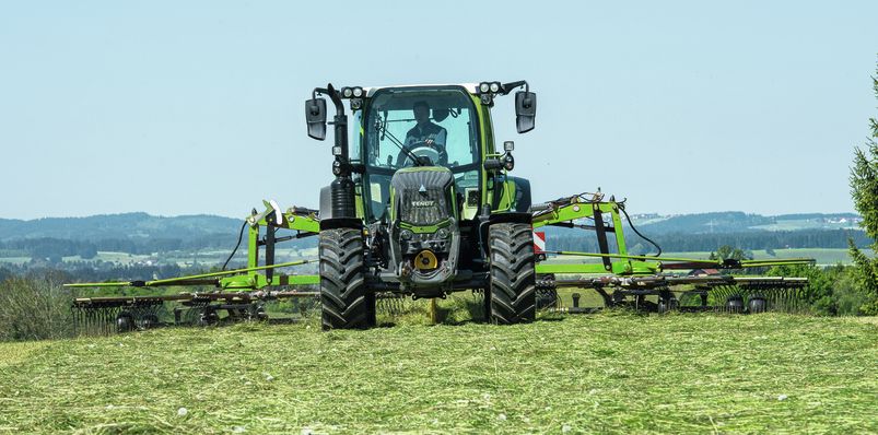 300 vario tracteur agricole - fendt - 100 à 142 ch_2