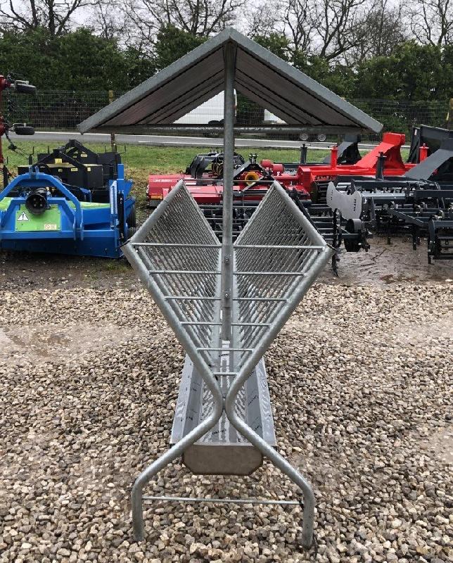 Râtelier pour ovins - NC - Matériel d'élevage galvanisé 2,60m de large - Occasion_2