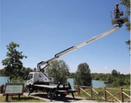 Scorpion 1812 sur nissan camion nacelle - oil & steel france - 17,8m_2