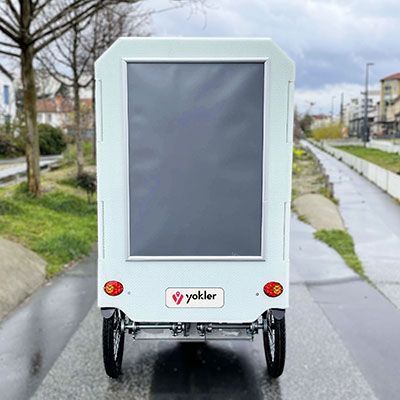 Vélo taxi avec assistance électrique pour usage professionnel