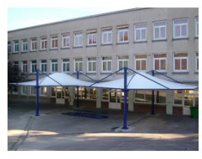 Préau 137m2 - 2 structures juxtaposées - 4 poteaux_2
