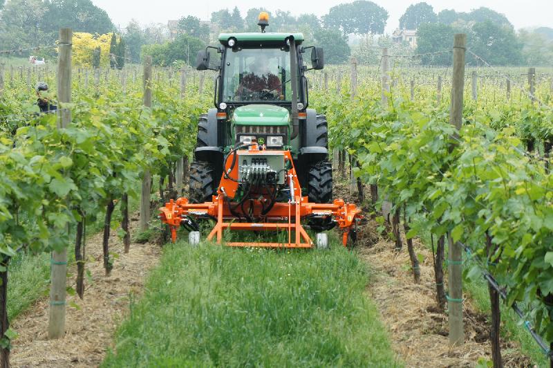 Groupe décavaillonneur hydraulique Twin Turbo avec lames à sarcler - trois modèles disponibles_2