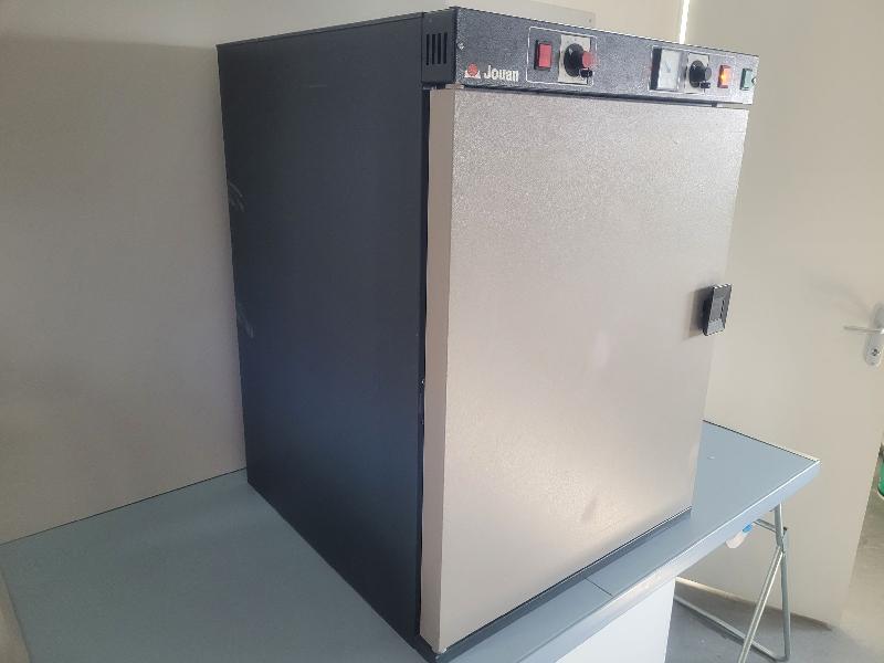 Incubateur JOUAN EB 170 avec convection naturelle 70°C_2