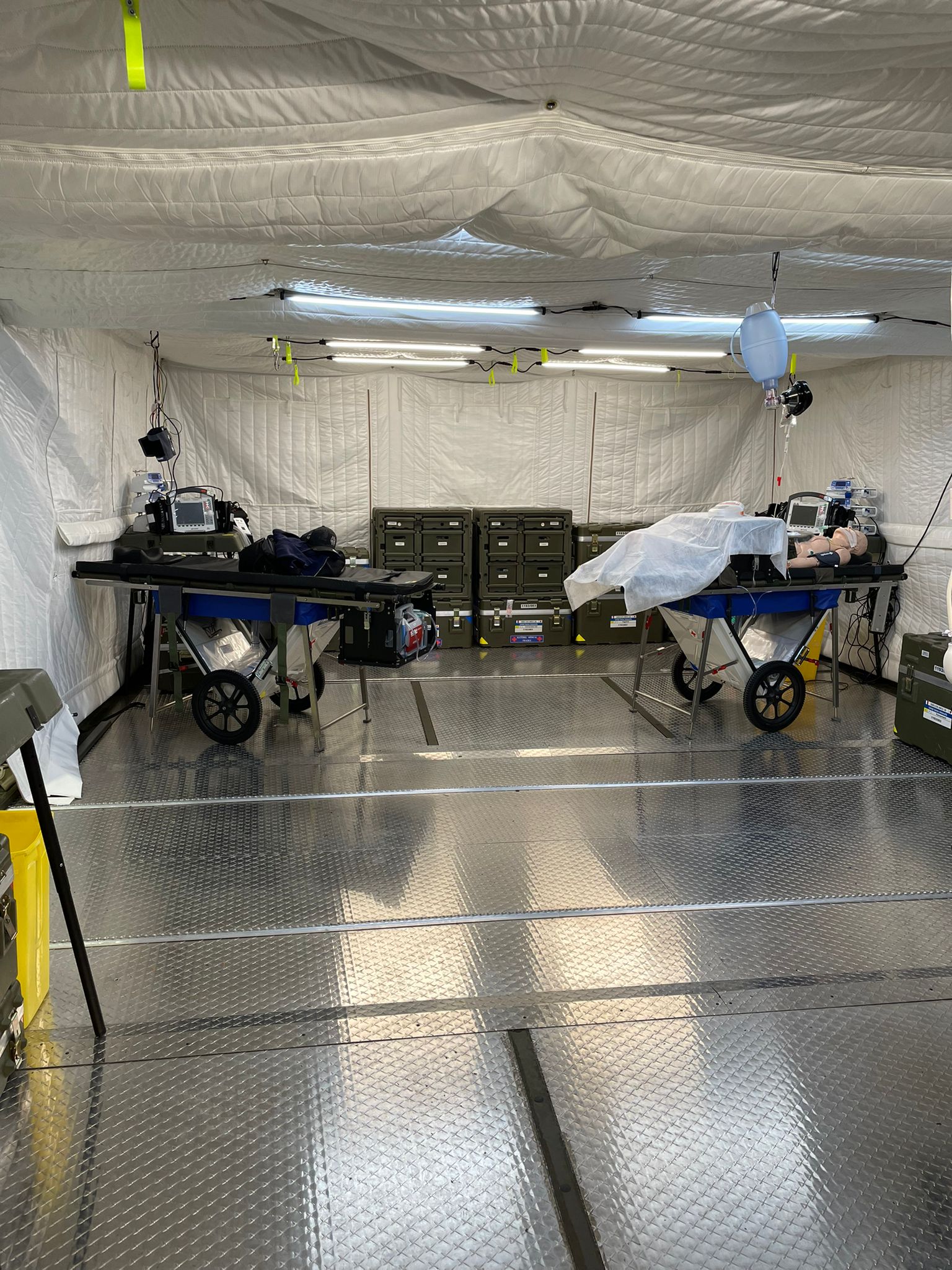 Container sur mesure déployable multi-usage et tout terrain, capable de répondre à l'ensemble de vos besoins - ELYTRON_2